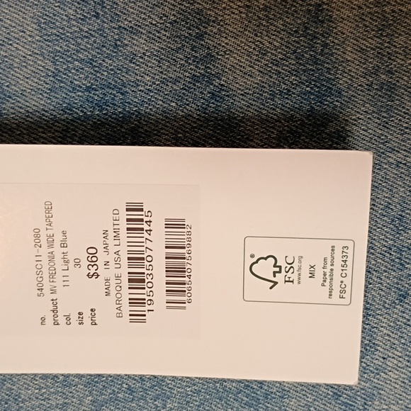 Women's Jeans  Relaxed Fit Distressed, Denim Wide Tapered. MOUSSY NWT - Picture 3 of 7